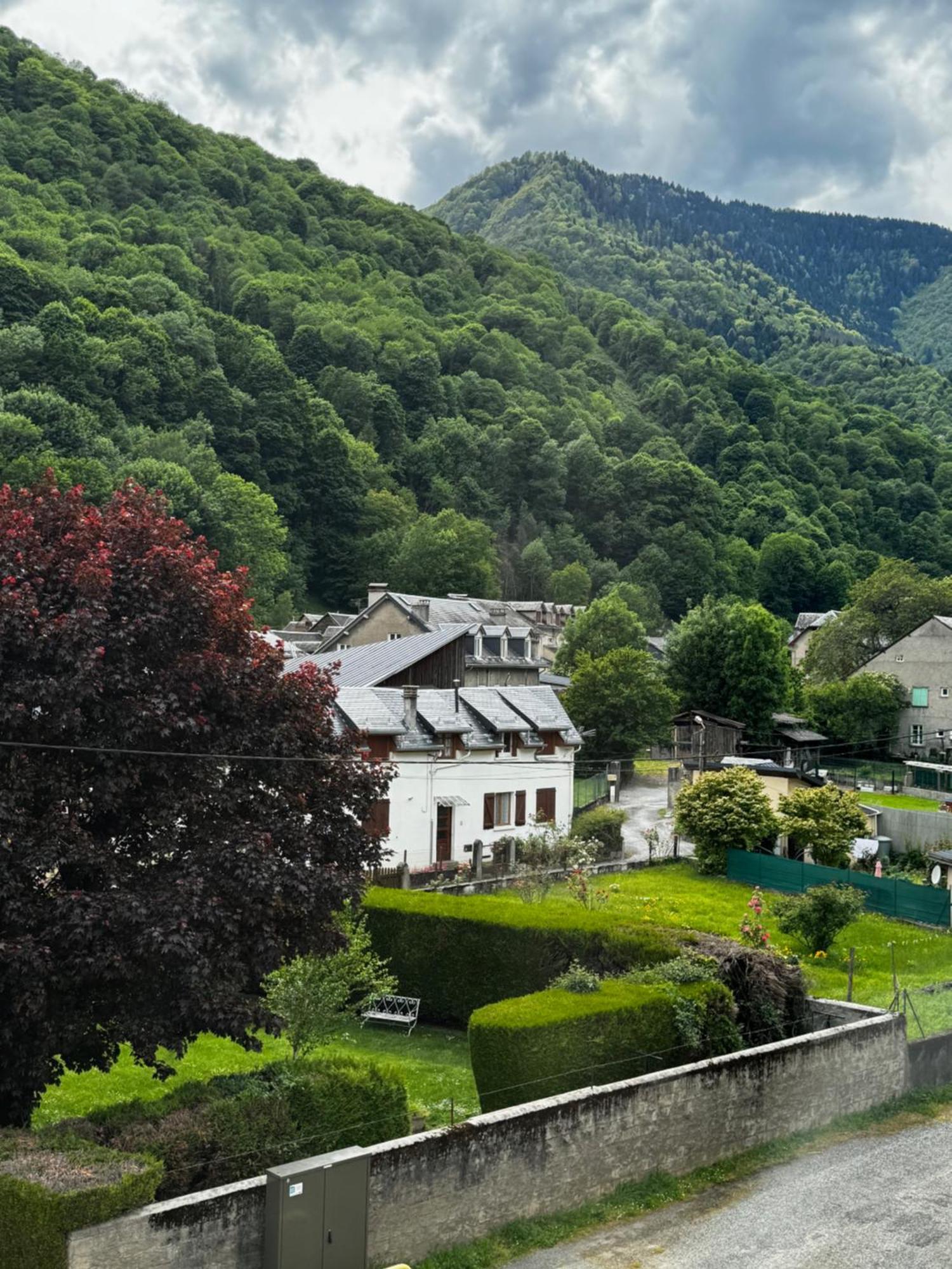 L'Appart Du Maupas, T3, Wifi, Parking Bagneres-de-Luchon Экстерьер фото